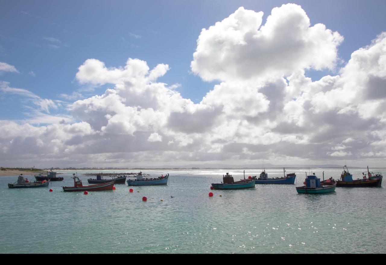 Chasing Daylight Villa Struisbaai Luaran gambar